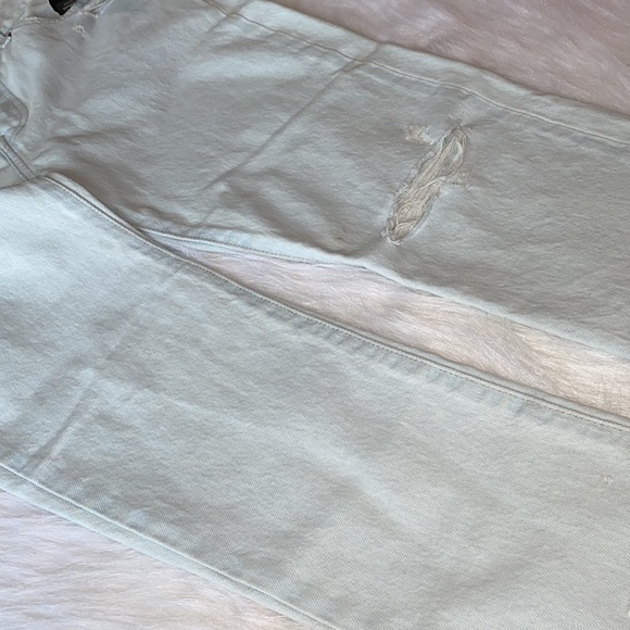 501 Skinny - Picture 14 of 16